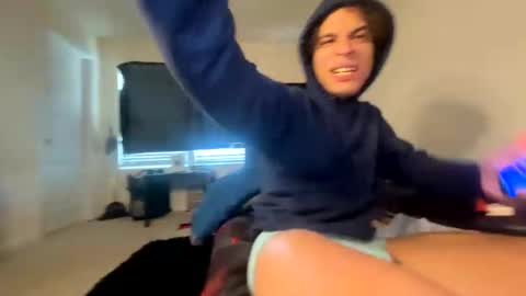 shurthingxx online show from March 7, 7:16 pm