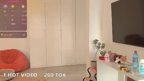 shy gea online show from September 17, 2:20 pm