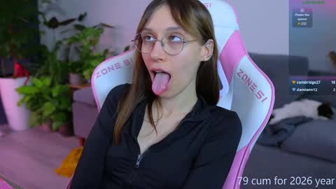  HI i am Marcy online show from March 26, 11:21 pm