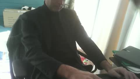 shyfrenchcock online show from January 7, 9:58 am