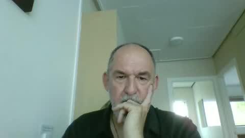 shyguytm online show from November 3, 6:03 am