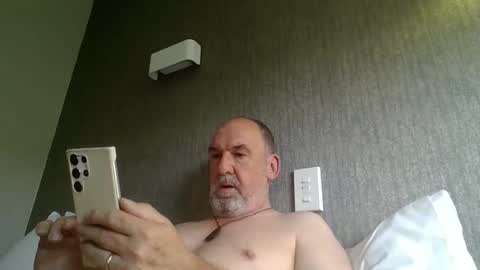 shyguytm online show from December 3, 6:21 am