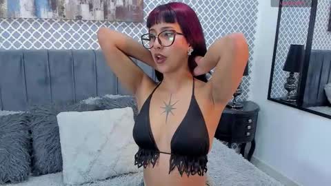 Sia online show from October 17, 9:08 pm