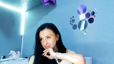 Siaconna online show from June 14, 11:01 am