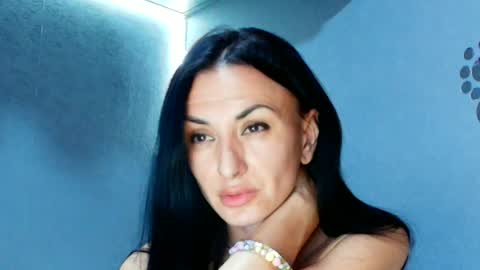Siaconna online show from July 5, 9:05 am