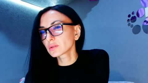 Siaconna online show from March 2, 6:36 am