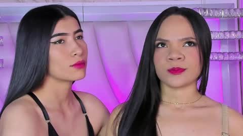 Siara and Zoe tattoo online show from April 21, 11:23 pm