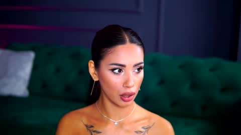 Sienna online show from September 20, 11:24 am