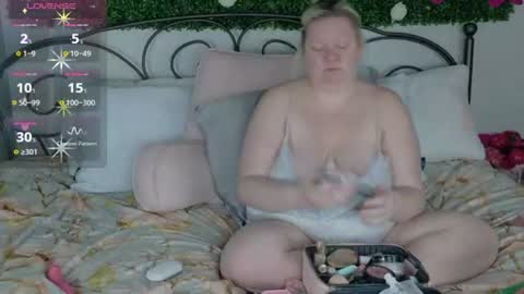 Sienna Luxx online show from June 29, 8:52 pm