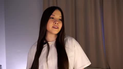 Lisa online show from March 3, 11:06 am