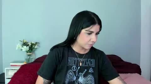 siirena online show from November 27, 7:43 pm