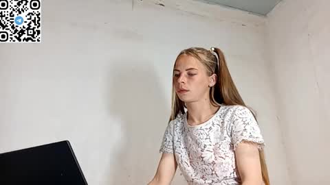 JULIANA online show from June 4, 8:26 pm