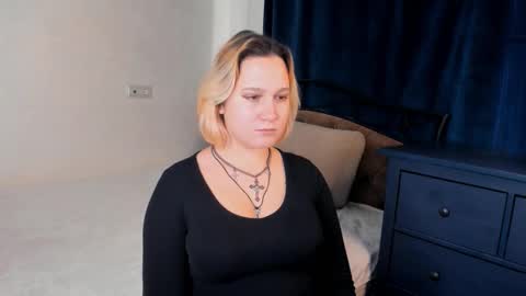 Eowyn online show from November 18, 8:06 am