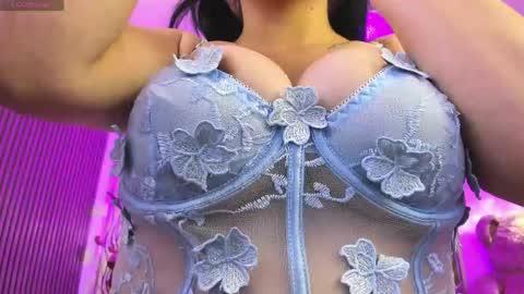 SIlvana  online show from May 21, 1:28 pm