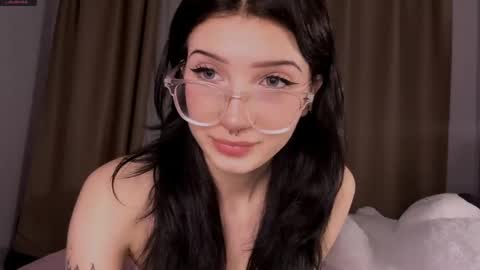 Riya online show from March 17, 5:29 pm