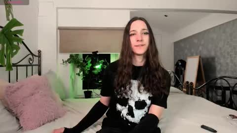 silvermuse online show from March 15, 8:12 pm