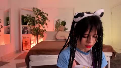 Wendy help me get get 69 likes  online show from October 17, 6:28 am