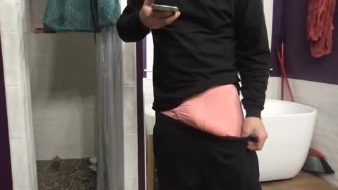 simi136 online show from February 1, 8:11 am