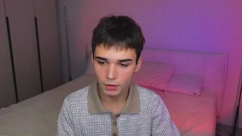 Alex online show from August 4, 8:05 pm