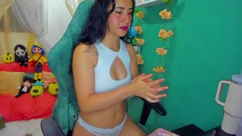 Simon Simpson          Modelo Independiente online show from June 22, 1:44 am