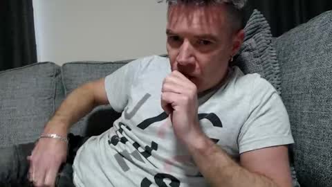 Ricky online show from November 18, 3:48 pm