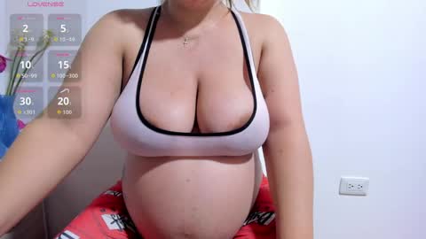 zoe online show from April 10, 6:56 pm