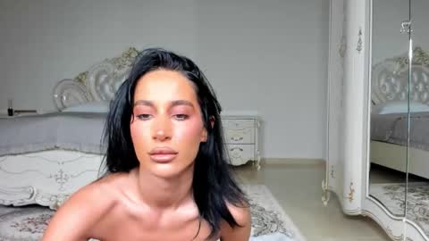 C online show from November 26, 9:33 pm