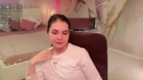 sindell_cryell online show from July 21, 7:38 pm
