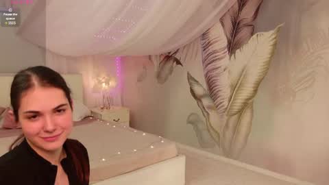 sindell_cryell online show from July 12, 9:07 pm