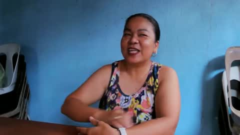 sinfullwife6969 online show from April 15, 2:37 am