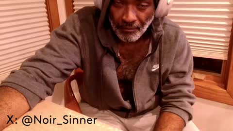 My Name Is..............................John online show from November 19, 10:19 pm