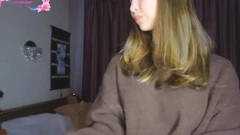 Emma online show from December 16, 12:00 pm