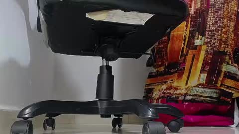 only foot                         worshipers here online show from February 25, 1:30 am