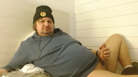 SirChrisx9 online show from December 17, 1:29 pm