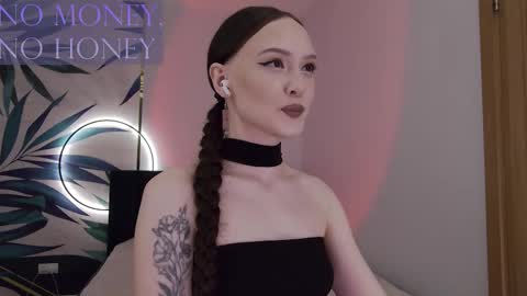 Goddess Sirena online show from March 9, 7:51 pm