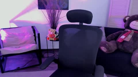 Si online show from March 26, 8:14 pm