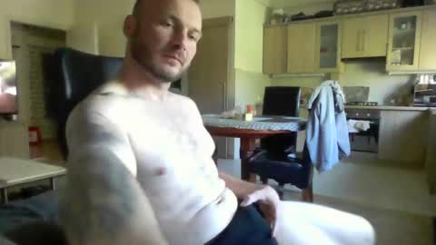 SirKrapek online show from April 30, 8:52 am