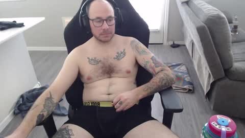 Sir Scotty online show from December 15, 10:37 pm