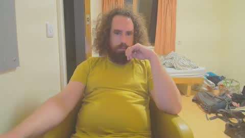 Snapshot of sirspammer chatting on October 2, 8:40 pm sirspammer online show from October 2, 8:40 pm