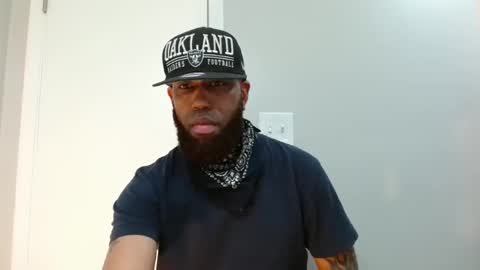 SirTyLattimore online show from October 27, 10:26 am