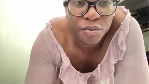 Sissyblkgoddess online show from July 16, 5:11 am