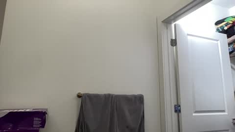 Sissyblkgoddess online show from June 17, 11:43 pm