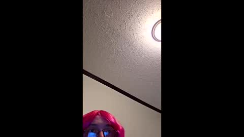 sissysluttt3277 online show from February 1, 6:10 am