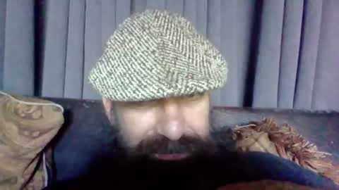 sitonmybeardxxx online show from June 9, 5:01 pm