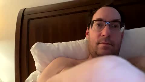 sixfootseven online show from December 7, 1:24 pm