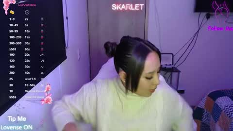 Snapshot of skarlet_adams chatting on September 28, 10:30 pm Alice online show from September 28, 10:30 pm