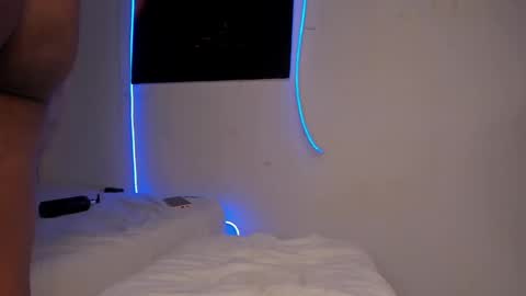 Snapshot of skarletsexy chatting on January 17, 6:57 am Skarlet online show from January 17, 6:57 am