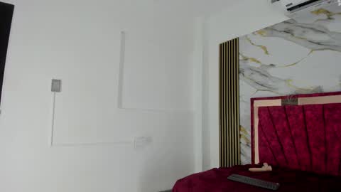 Snapshot of skaylar_95_mylove chatting on October 1, 3:27 am skaylar_95_mylove online show from October 1, 3:27 am