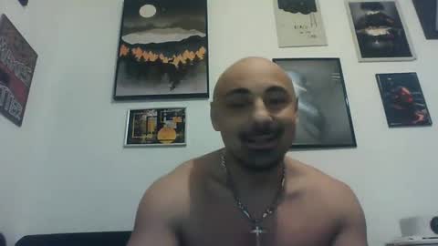 skinboys online show from January 3, 8:11 pm