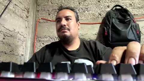 Elias online show from November 9, 11:40 pm